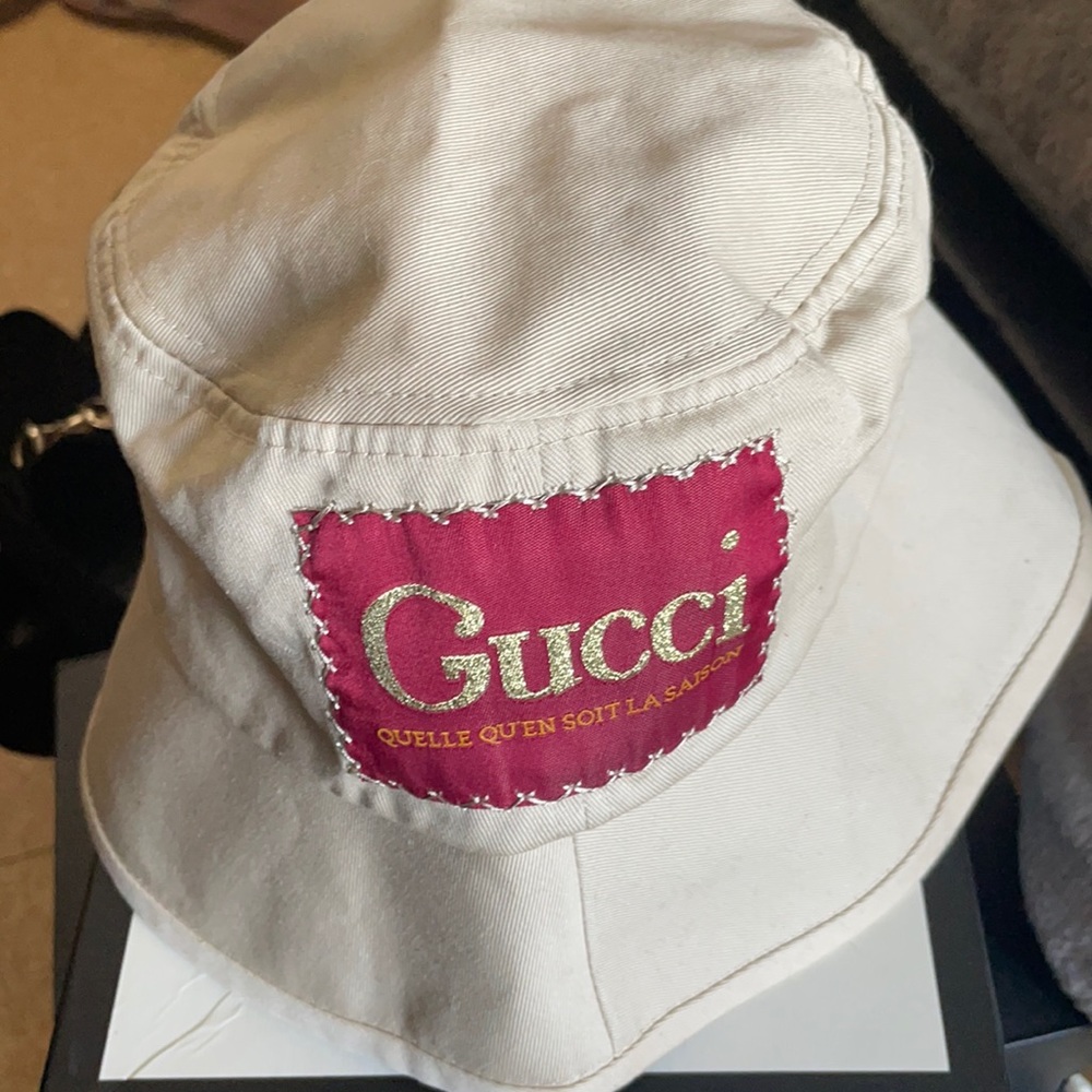 Gucci bucket hat